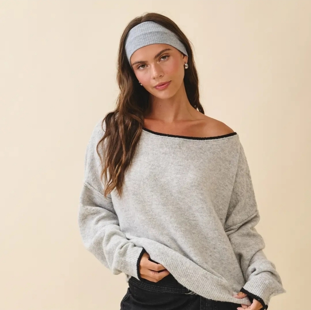 Relaxed Drop Shoulder Fuzzy Knit Pullover